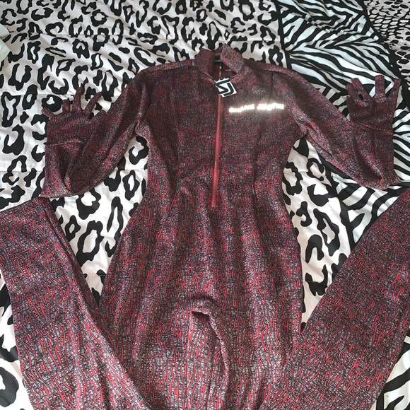 One piece Romper - Picture 4 of 5